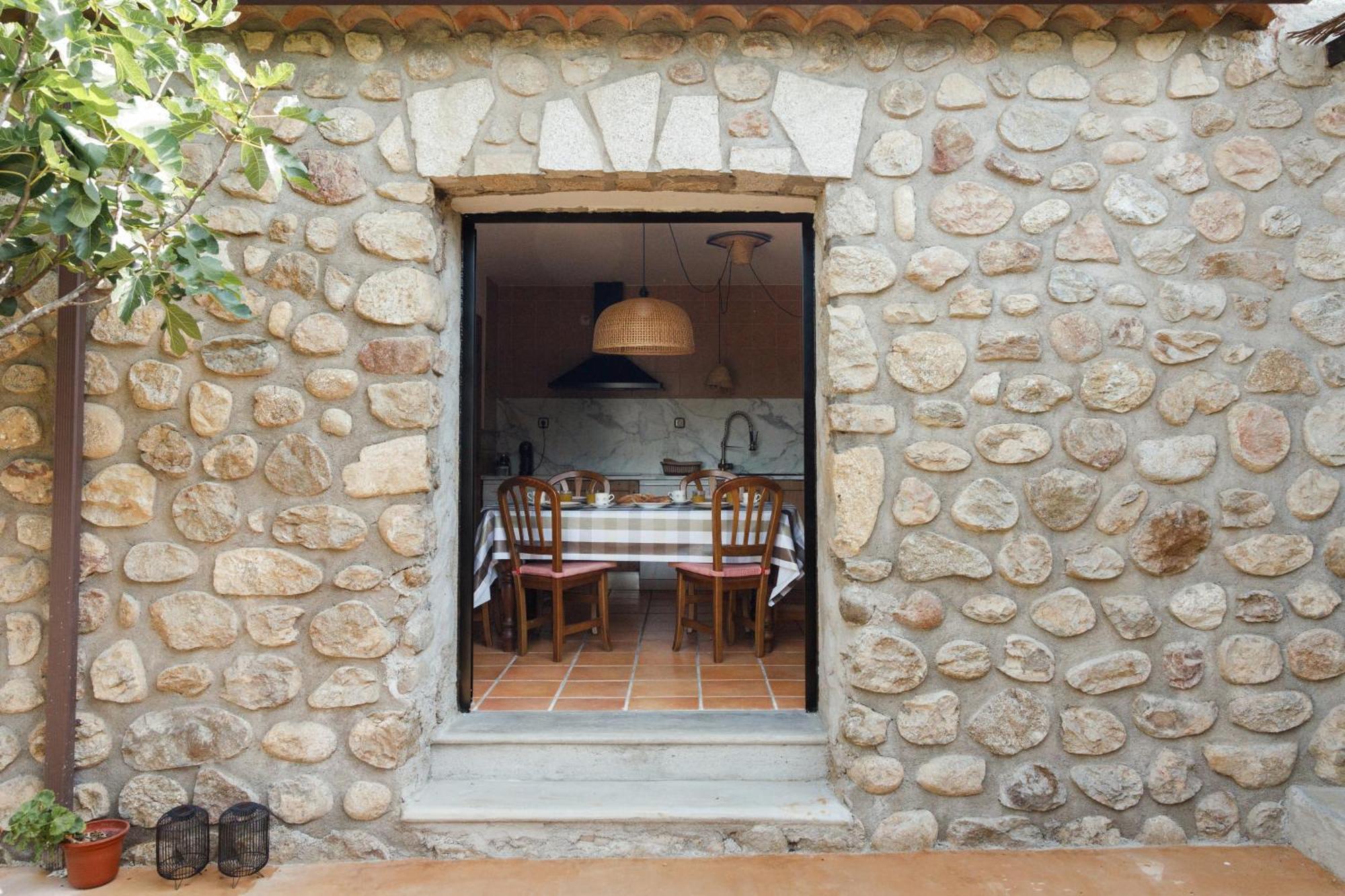 Casa Rural En Candeleda Con Piscina Y Un Maravilloso Jardin Exteriör bild
